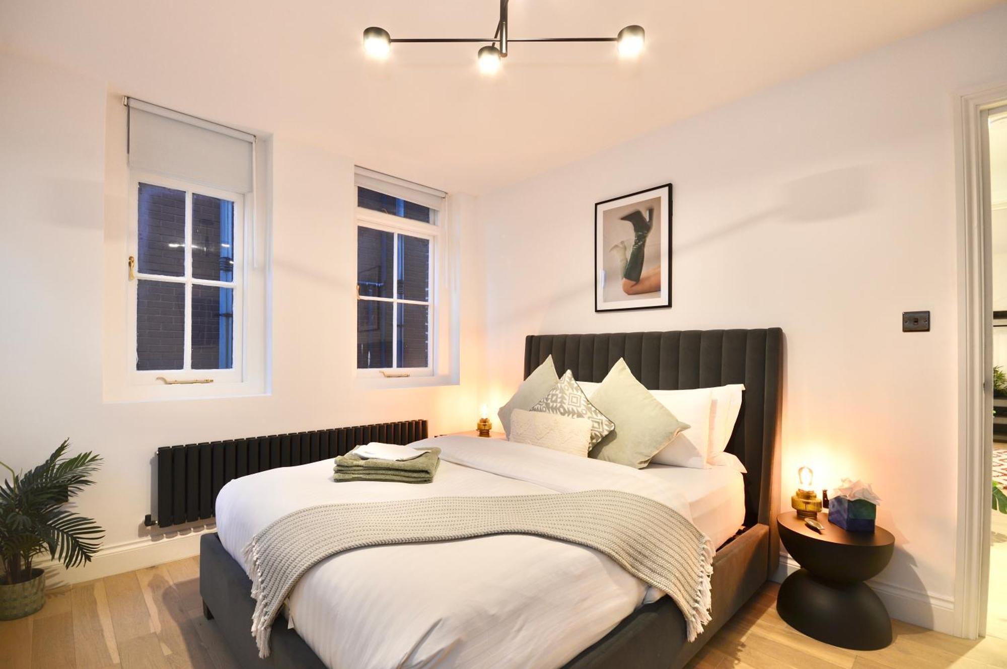 Newly Refurbished W/ River Views Лондон Екстер'єр фото